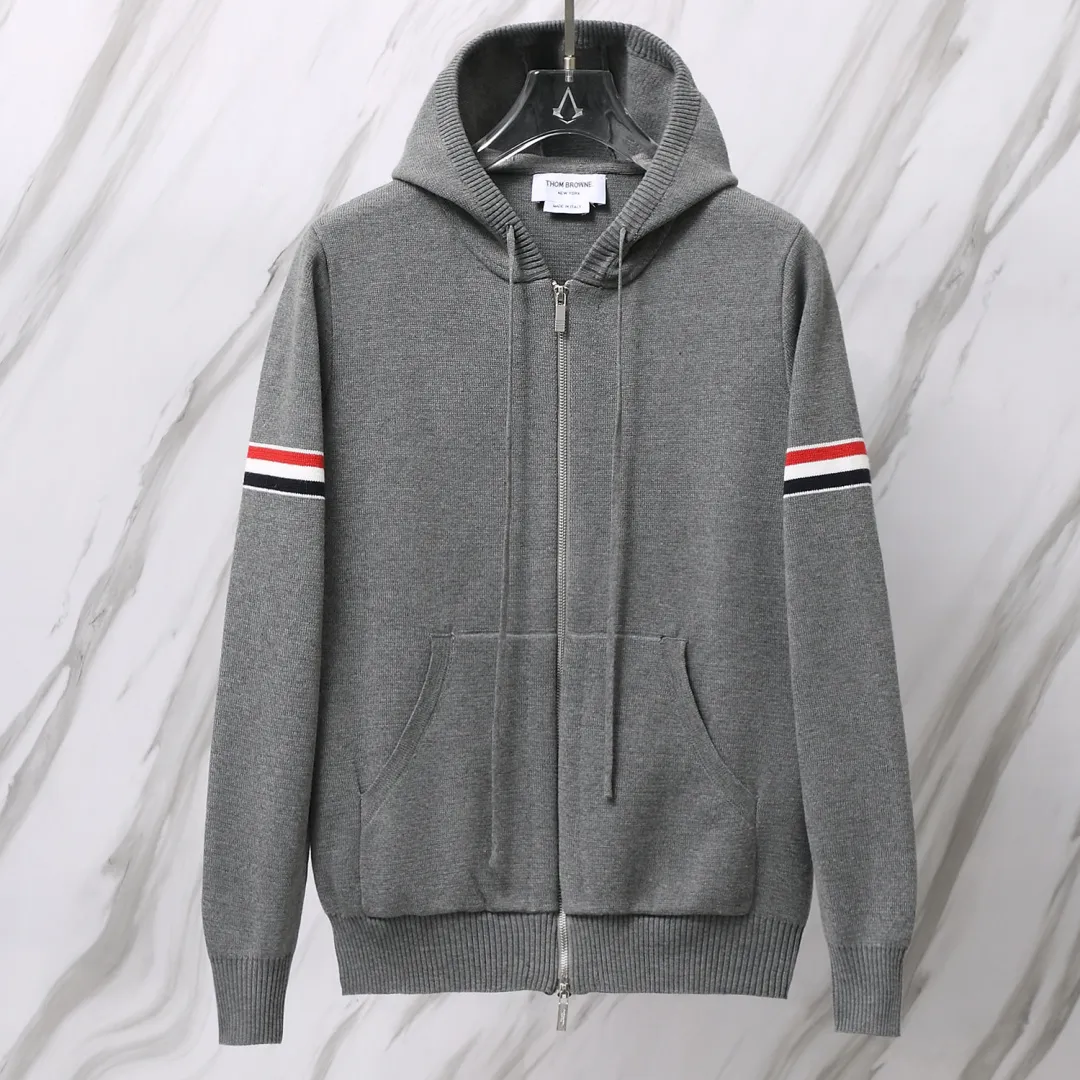 ：M 23（TB ） THOM BROWNE .TB TB Breathable Same Style ：White/Gray/Navy Blue/Black Size：1/2/3/4